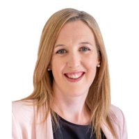 Dr Paula Barlow